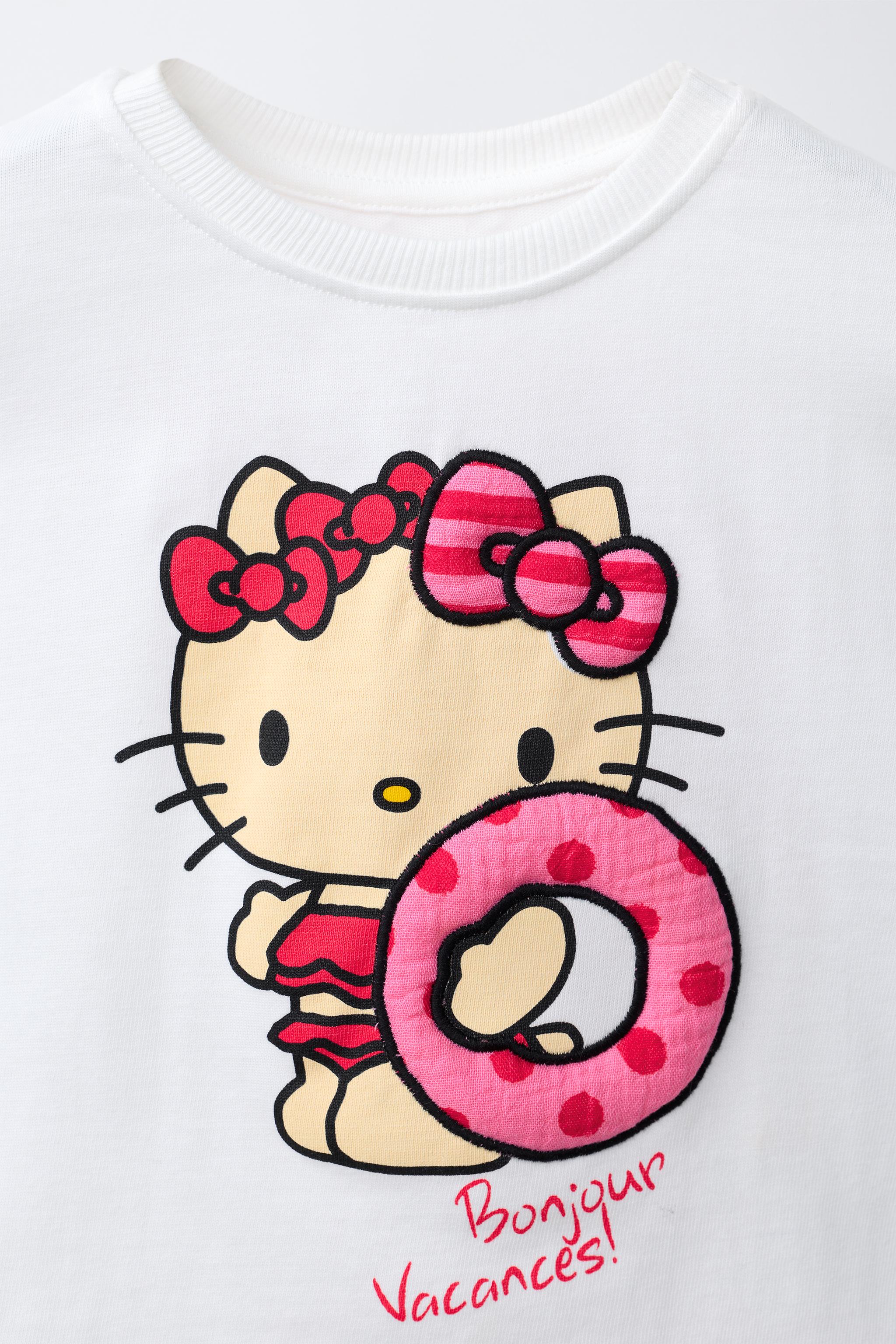 HELLO KITTY © SANRIO FLOAT T-SHIRT